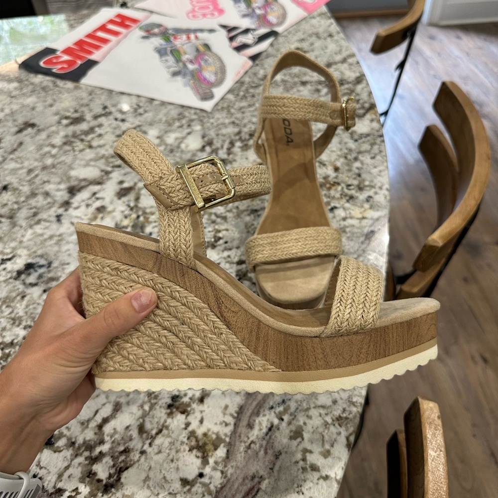 Soda Platform Sandals